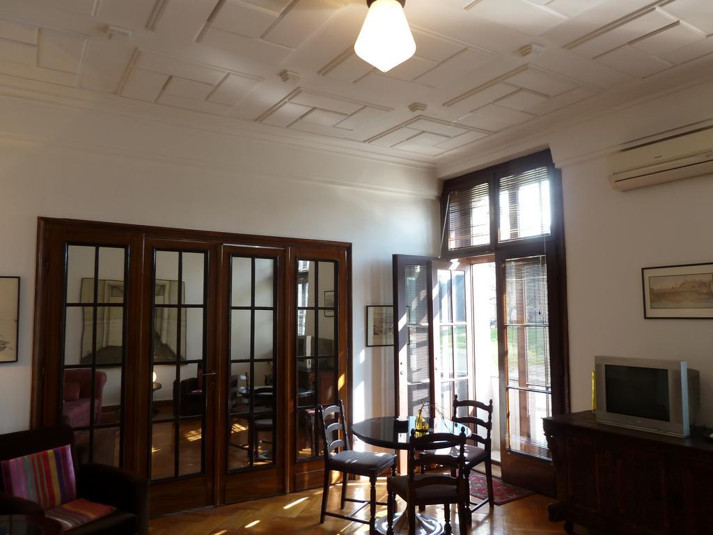 Apartment Parliament Park Belgrade